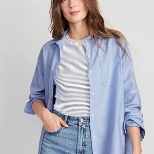 NWT Women’s Oversized Button-Down Boyfriend Shirt M